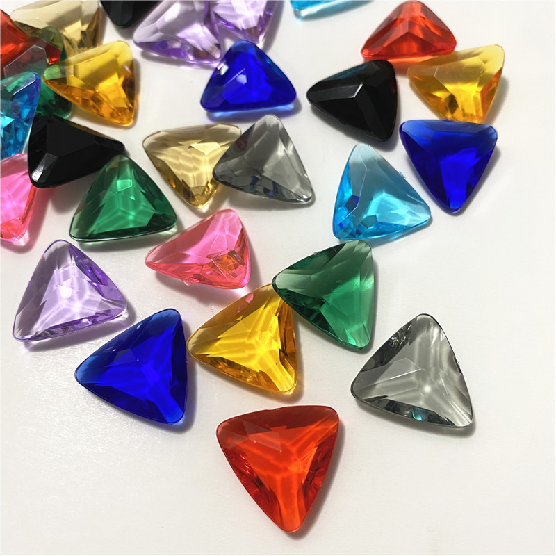 Board Game The Sims - プラスチックとプラスチック製のアクセサリーのセット,23x23x23mm,透明な三角形のダイヤモンドの形,トークン,ゲームカウンター用アクセサリー,10個。