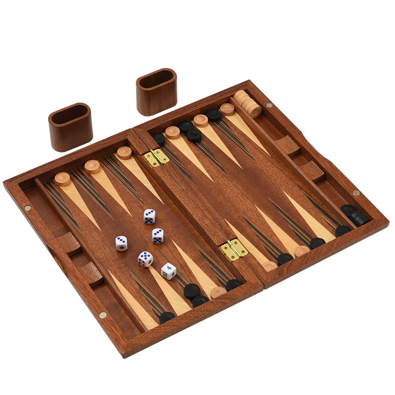 無垢材のバックギャモン、中級および高級マホガニー製 - Board Game Vantage のレビューと価格