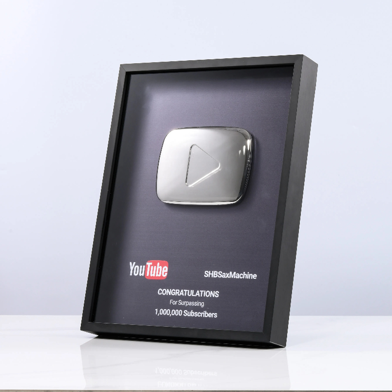 YouTubeとBilibiliのゲームボタンロゴ賞ゴールド - Board Game Youtube のレビューと価格
