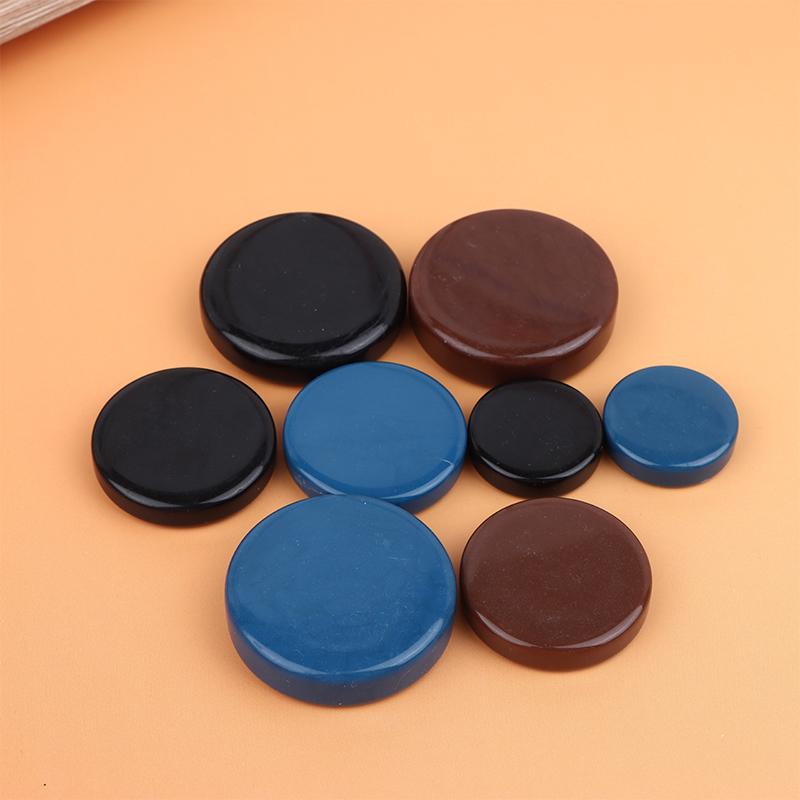 マルチカラーラウンドプラスチックチェスの駒 20/27/32 - Board Game Vantage のレビューと価格